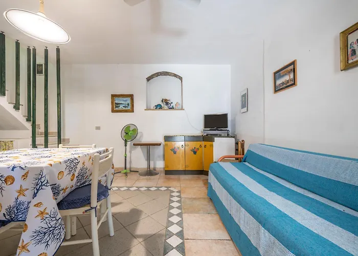 Pescettibobba C Tatil Evi Carloforte (Isola di San Pietro)